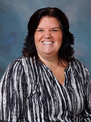 Lisa Daves